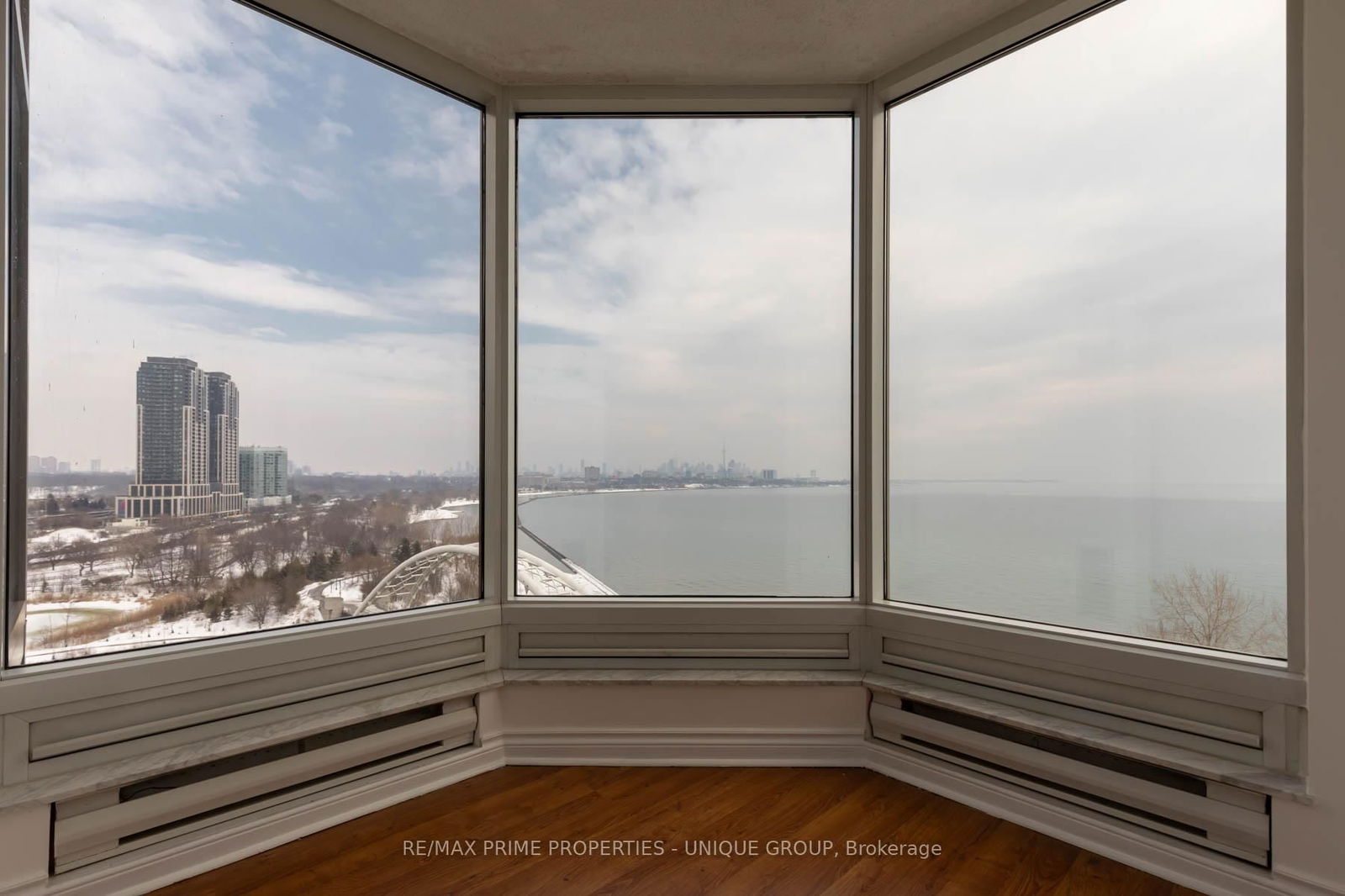 1 Palace Pier Crt, unit 1103 for sale