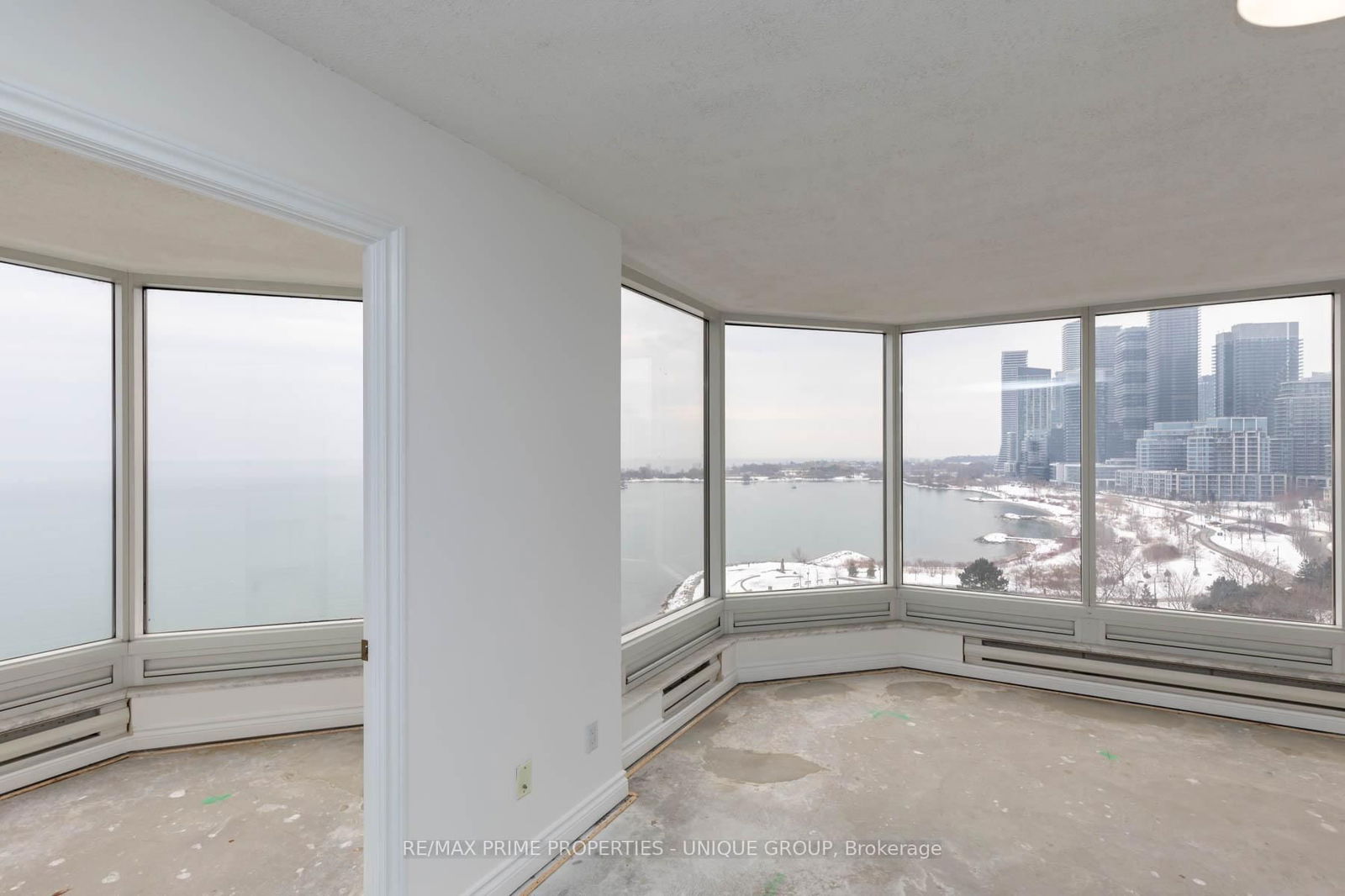 1 Palace Pier Crt, unit 1103 for sale