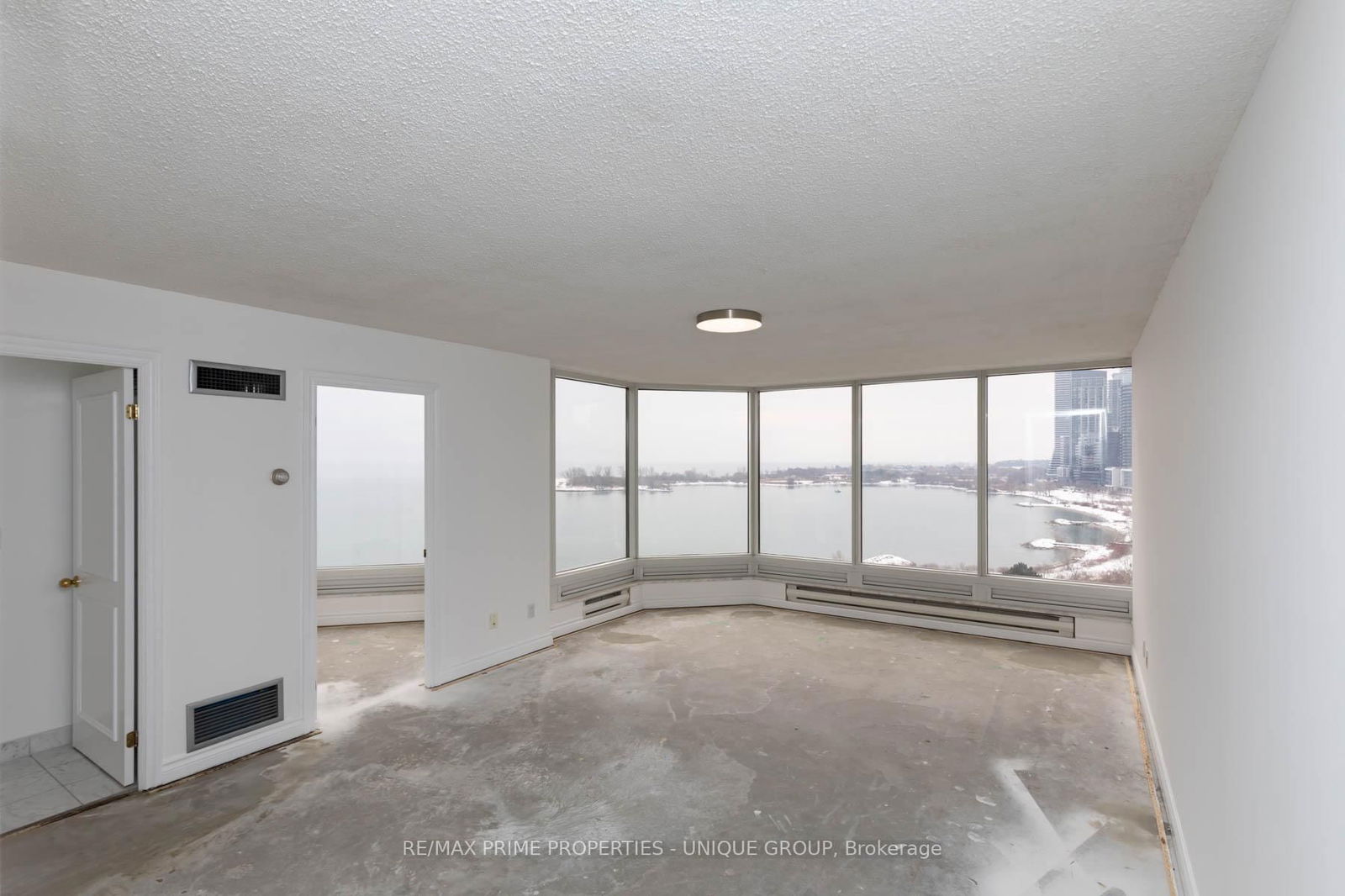 1 Palace Pier Crt, unit 1103 for sale