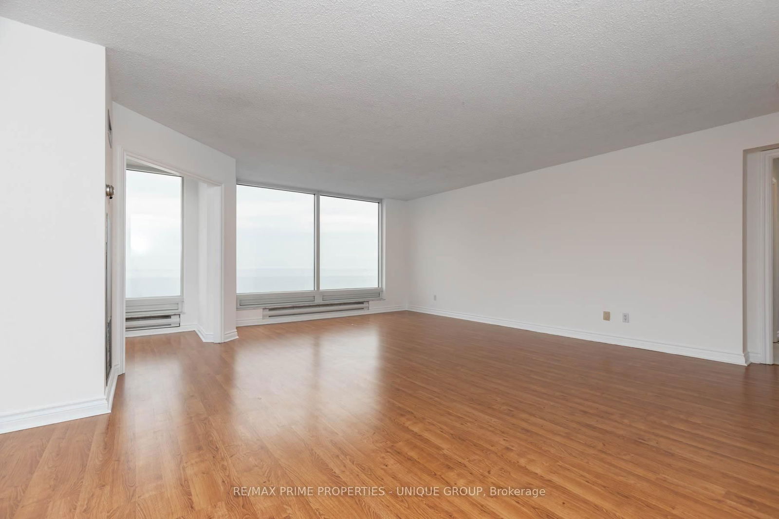 1 Palace Pier Crt, unit 1103 for sale