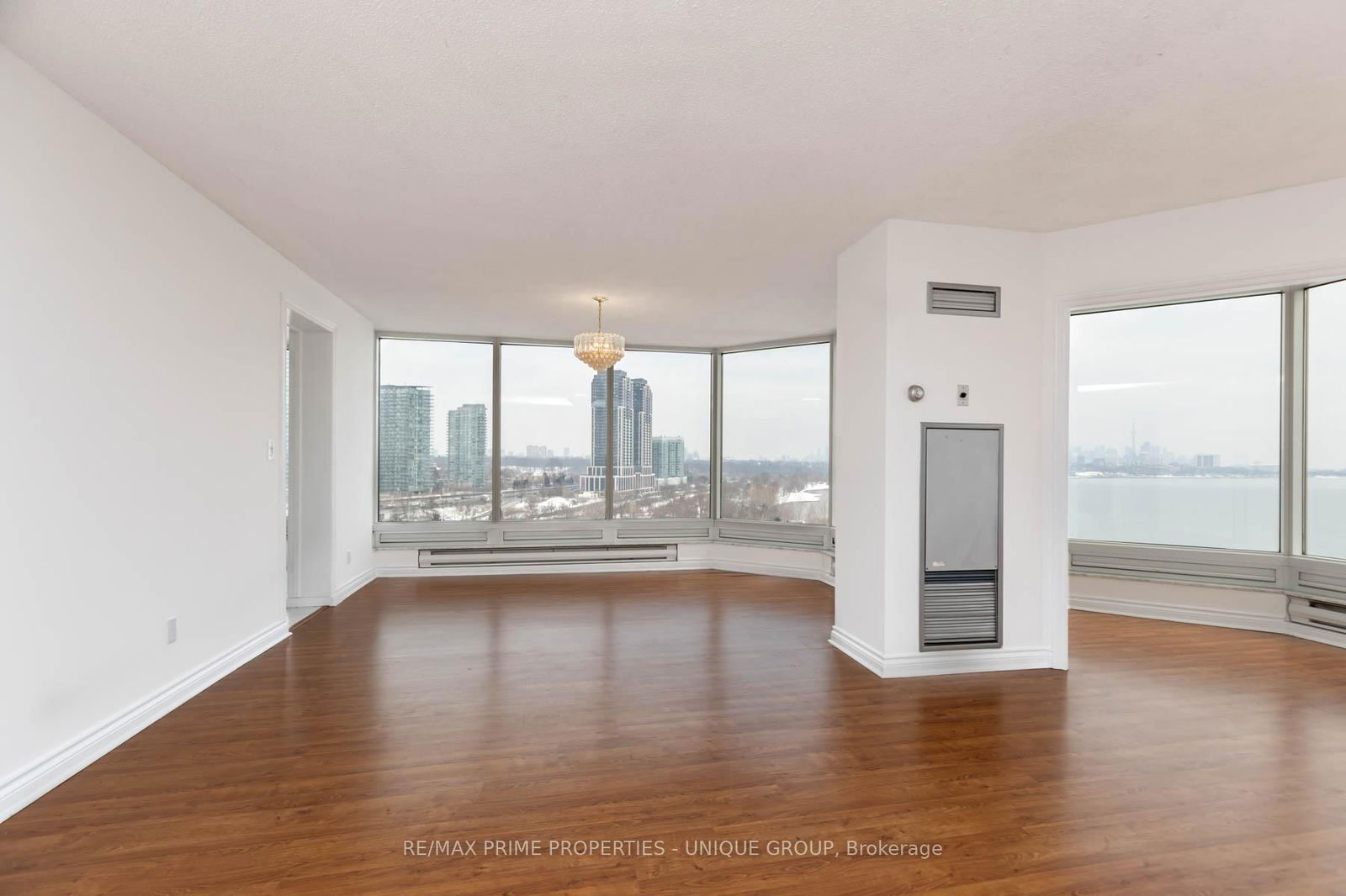 1 Palace Pier Crt, unit 1103 for sale