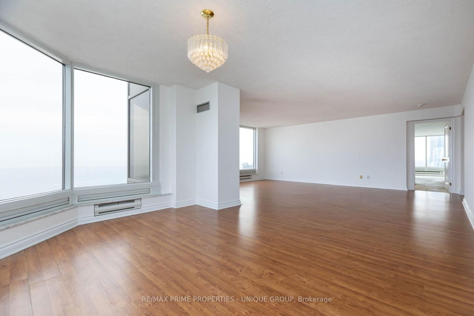 1 Palace Pier Crt, unit 1103 for sale