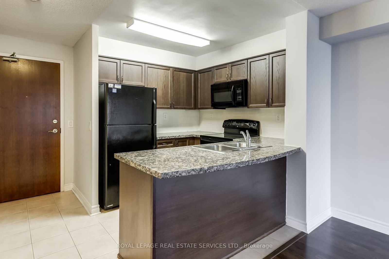 5 Michael Power Pl, unit 305 for rent