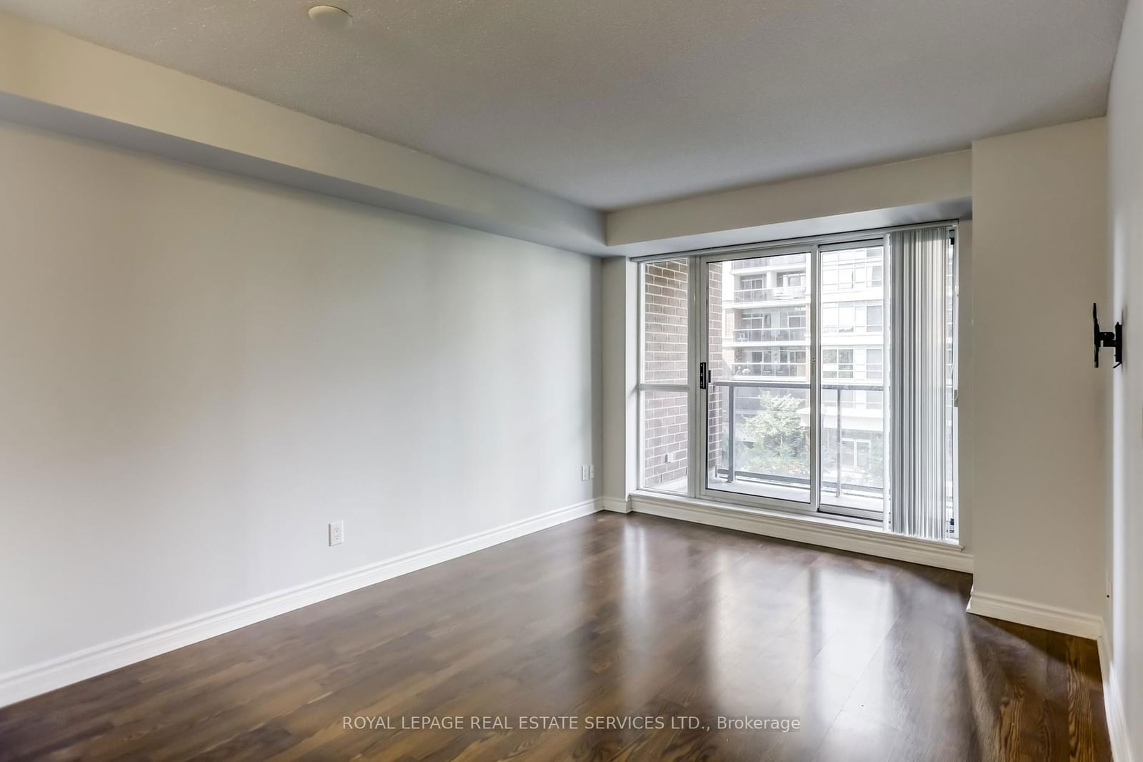 5 Michael Power Pl, unit 305 for rent