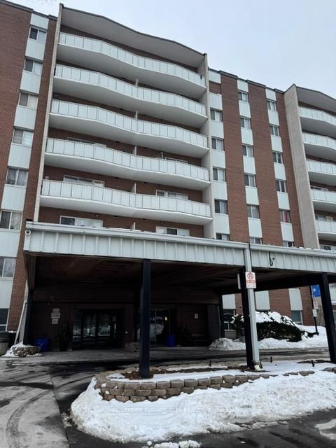 1660 Bloor St, unit 403 for rent