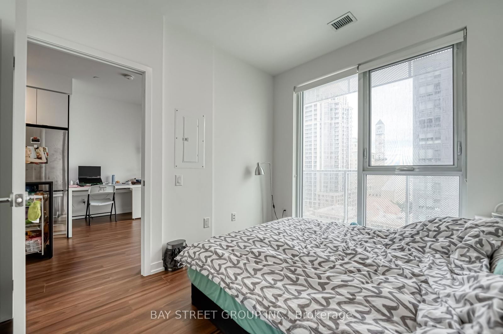 4065 Confederation Pkwy, unit 1206 for sale