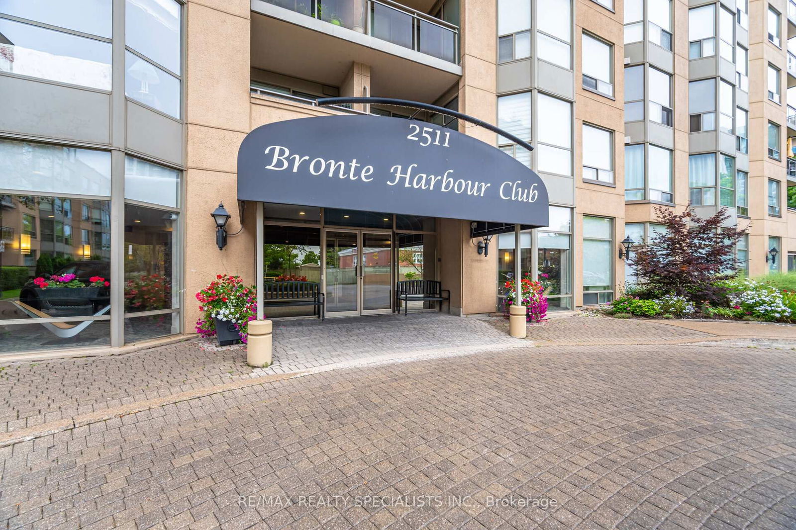 Bronte Harbour Club Condos, Oakville, Toronto