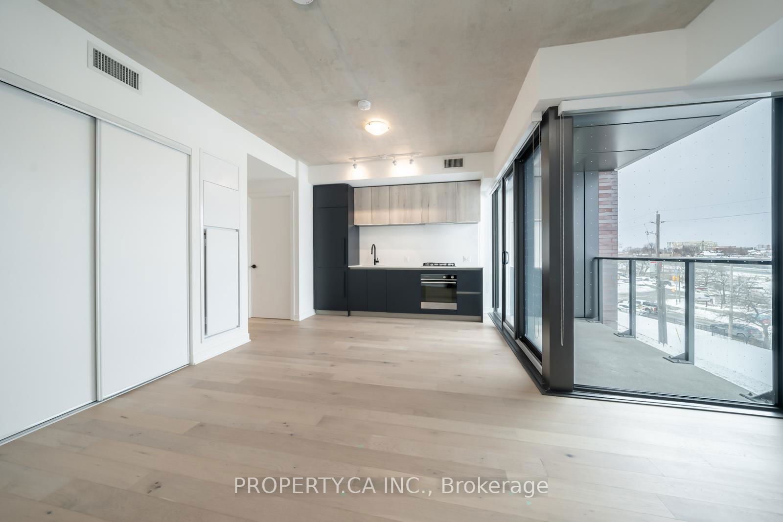 2625 Dundas St W, unit 407 for rent