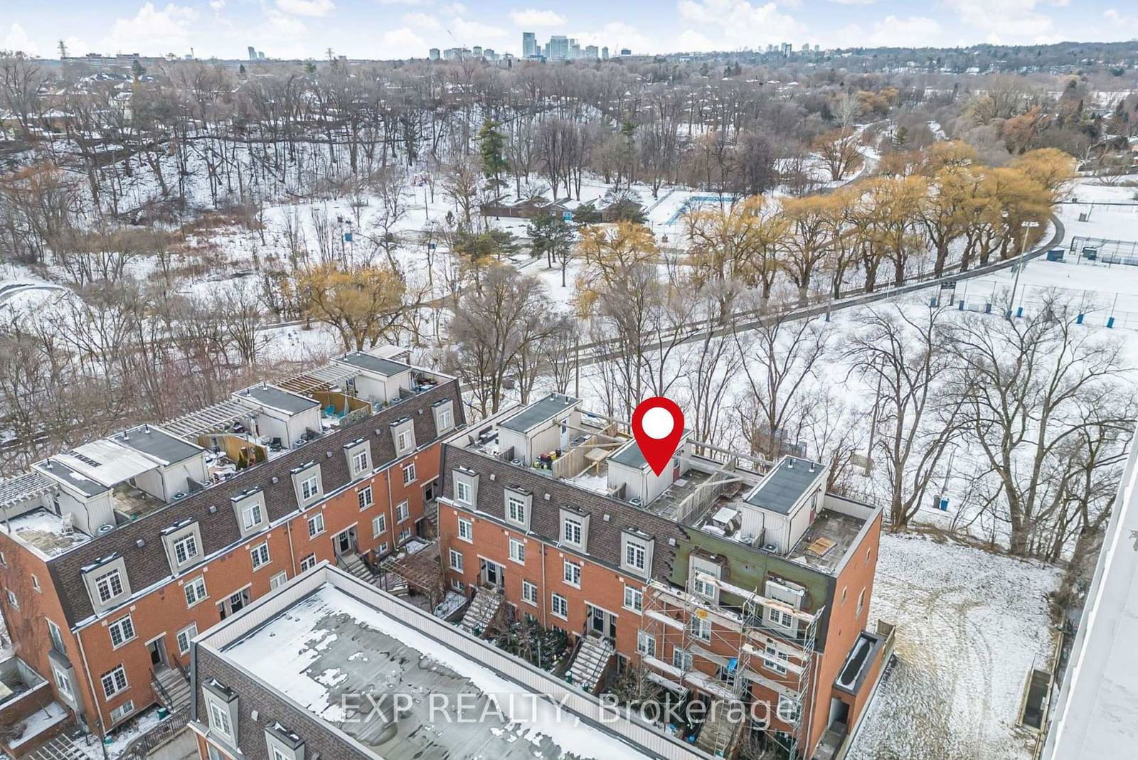 870 Jane Townhomes, York Crosstown, Toronto