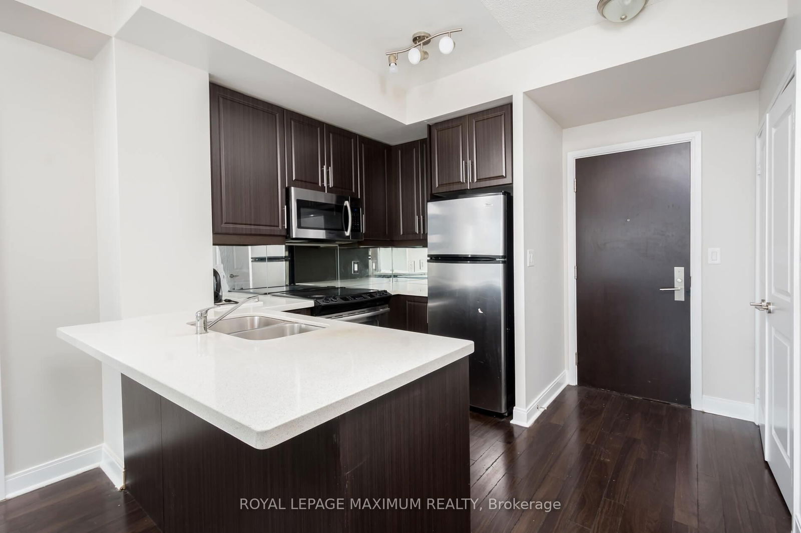 60 Absolute Ave S, unit 3801 for rent