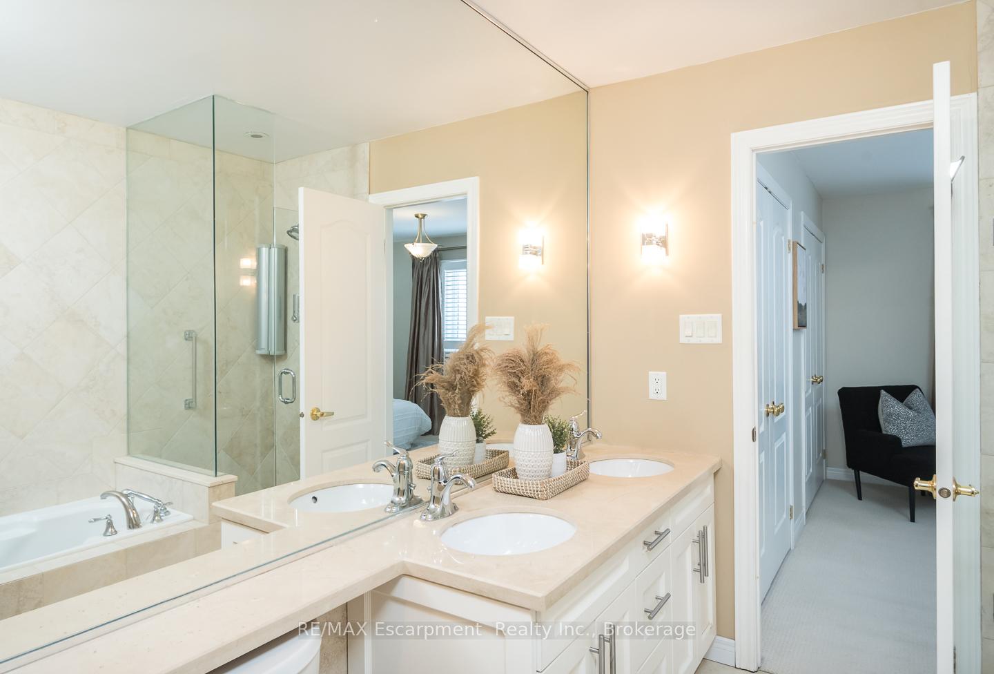 1050 Grand Boulevard Townhomes, Oakville, Toronto