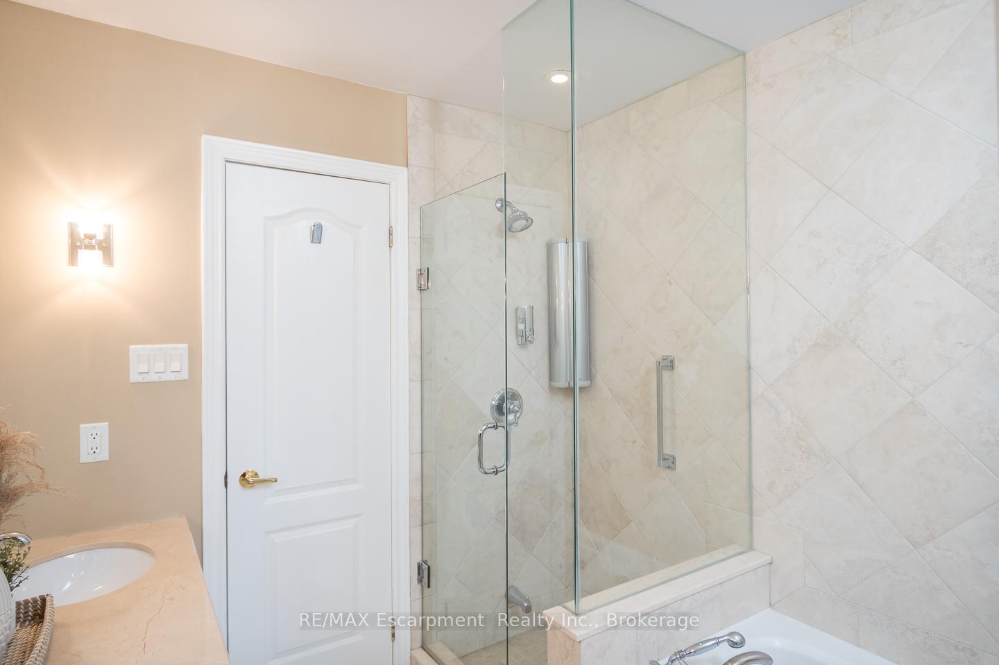 1050 Grand Boulevard Townhomes, Oakville, Toronto