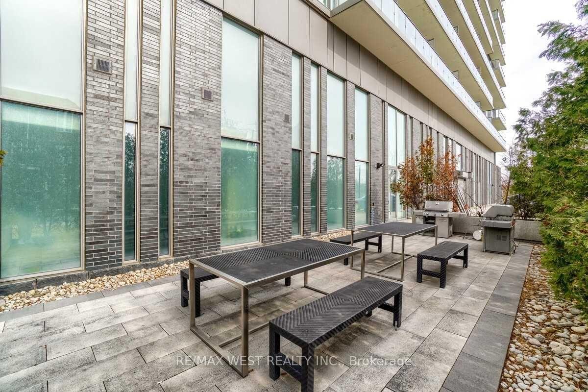 105 The Queensway, unit 2604 for rent