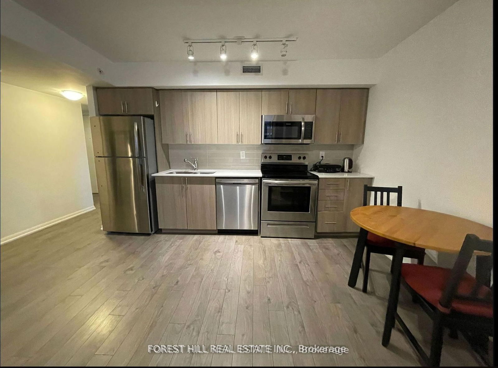 3091 Dufferin St, unit 208 for rent