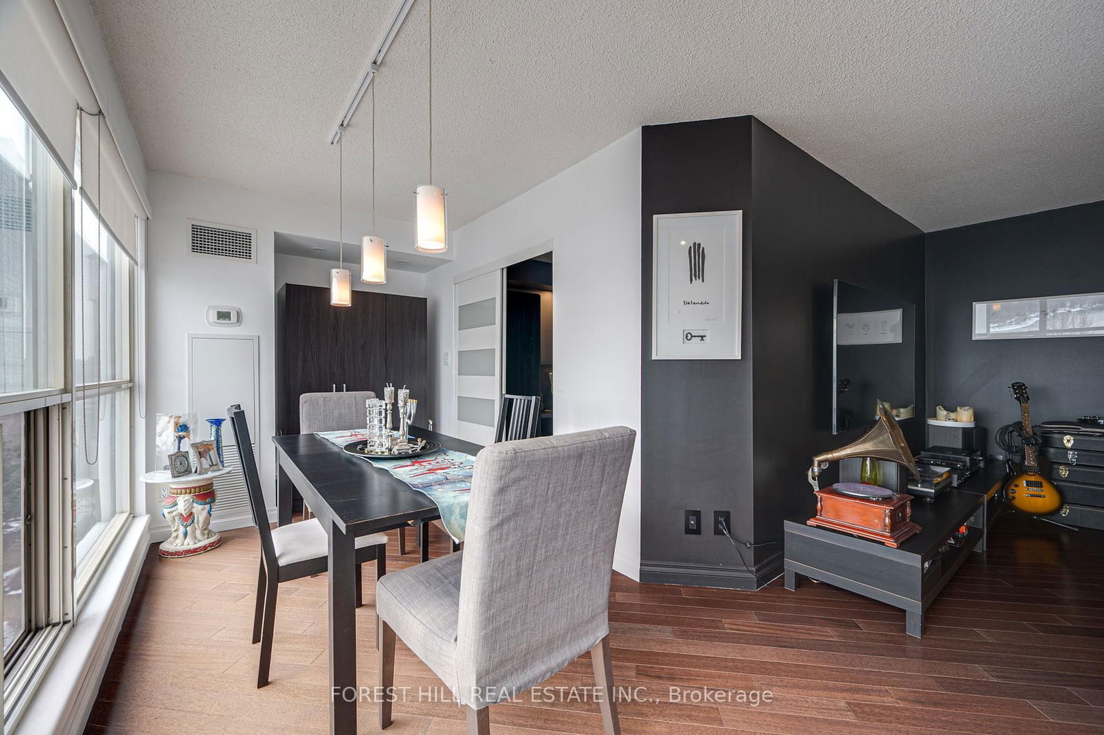 2267 Lakeshore Blvd W, unit 707 for sale