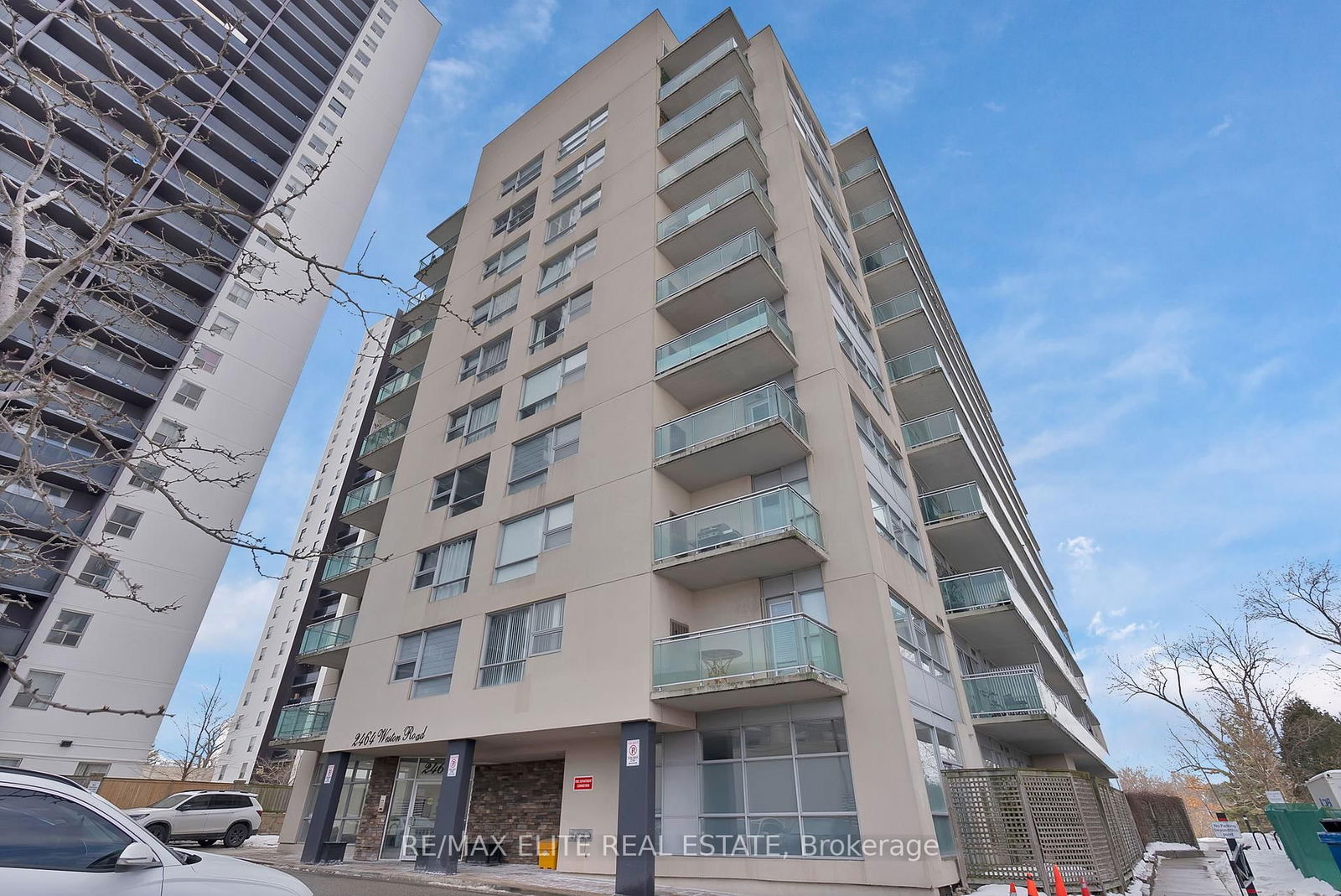 2464 Weston Rd, unit 101 for sale