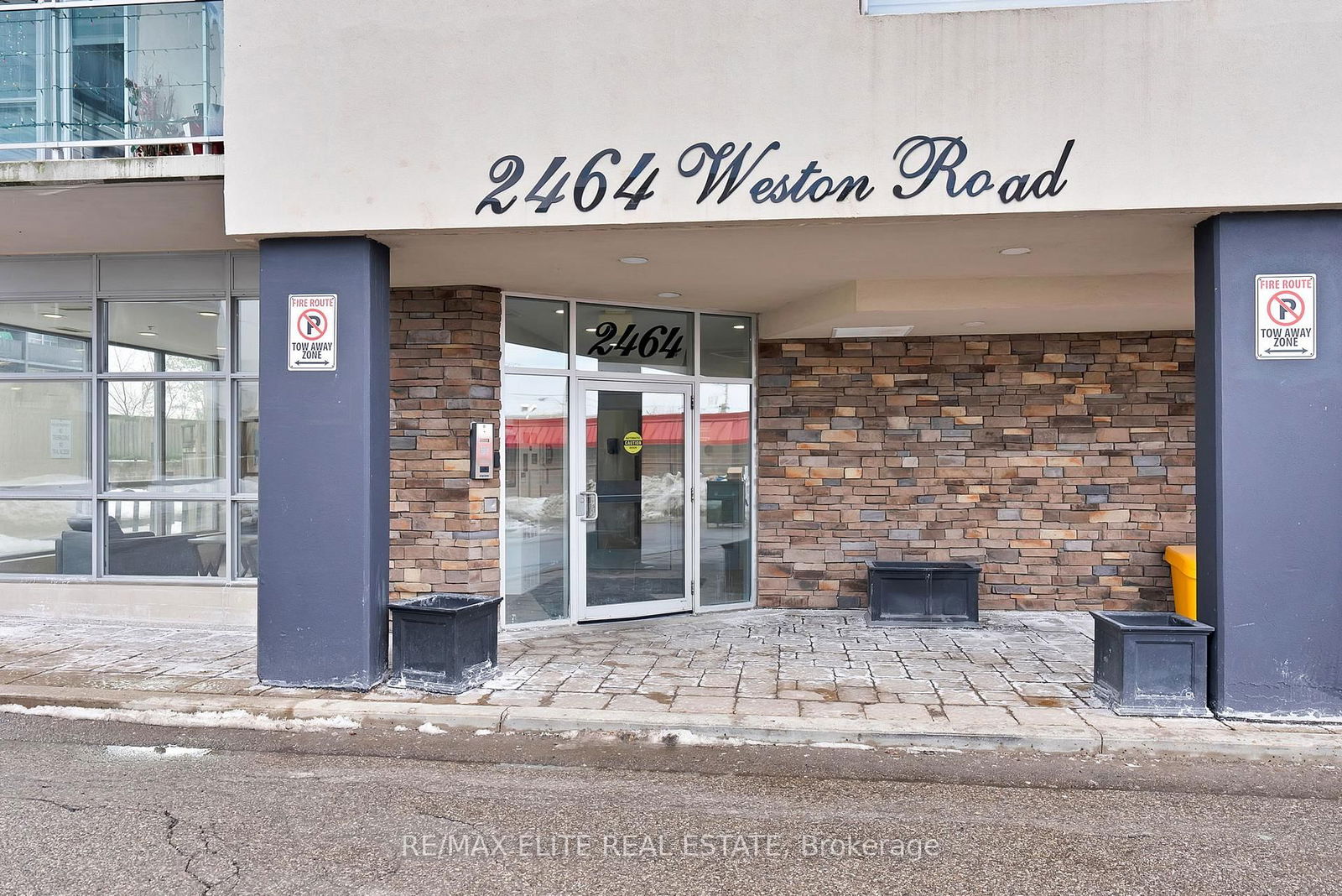 2464 Weston Rd, unit 101 for sale