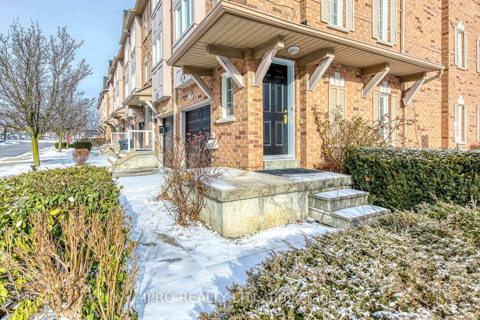 1128 Dundas St W, unit 25 for sale