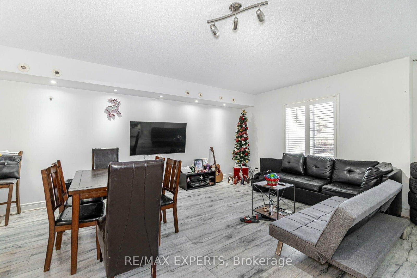 3037 Finch Ave W, unit 1036 for sale