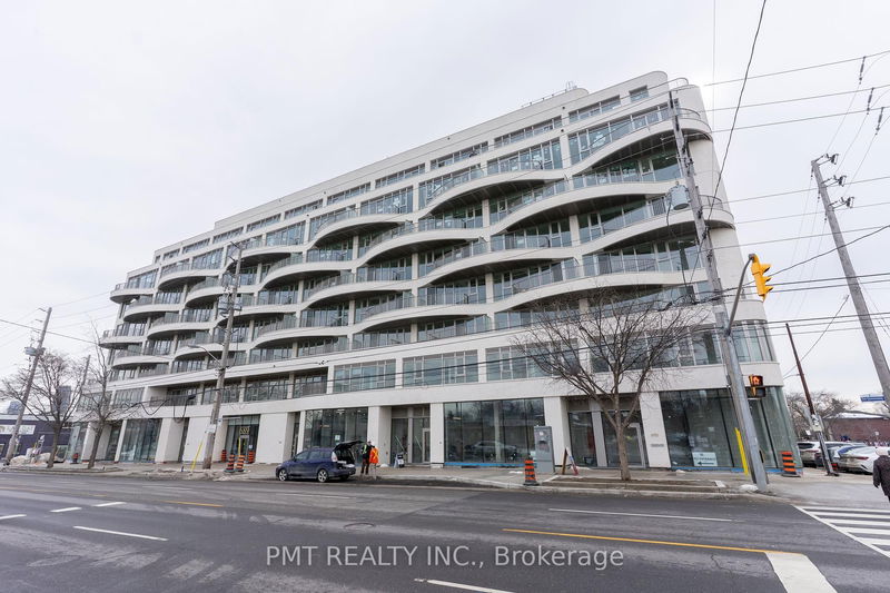 689 The Queensway, unit 225 for rent