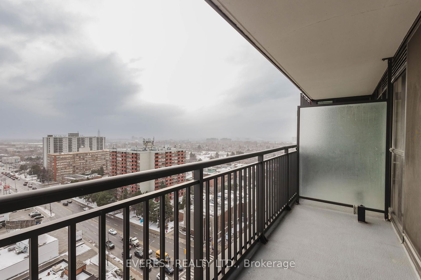 830 Lawrence Ave W, unit 1707 for rent