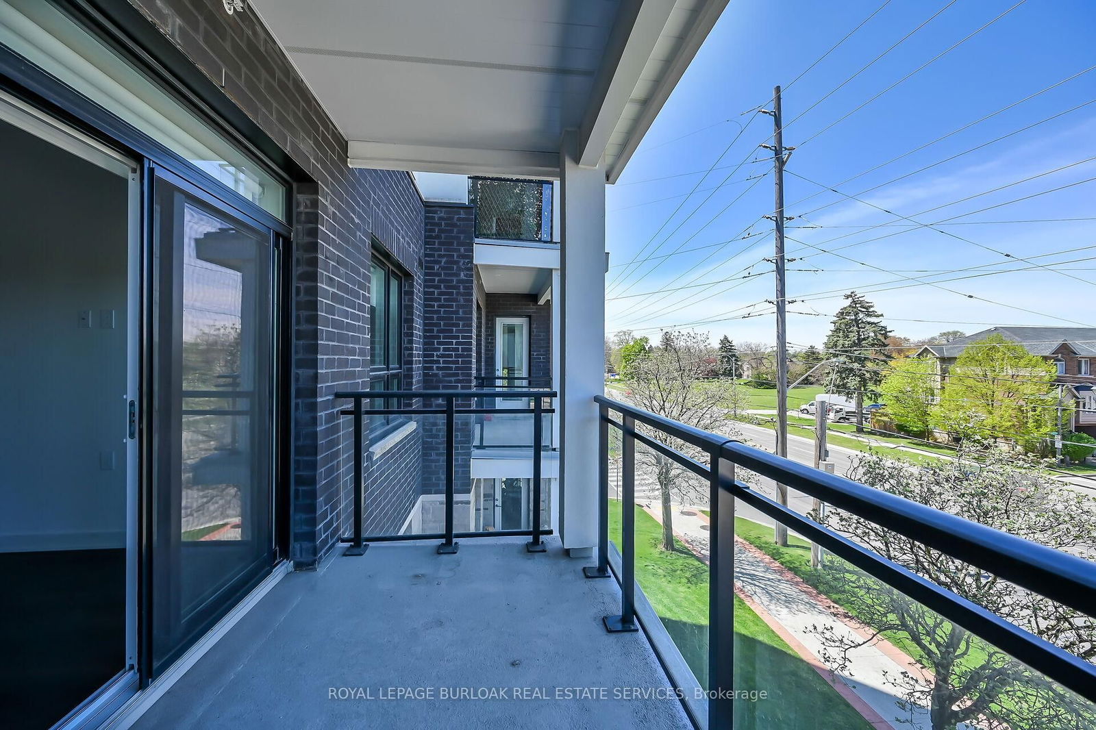 320 Plains Rd E, unit 312 for sale