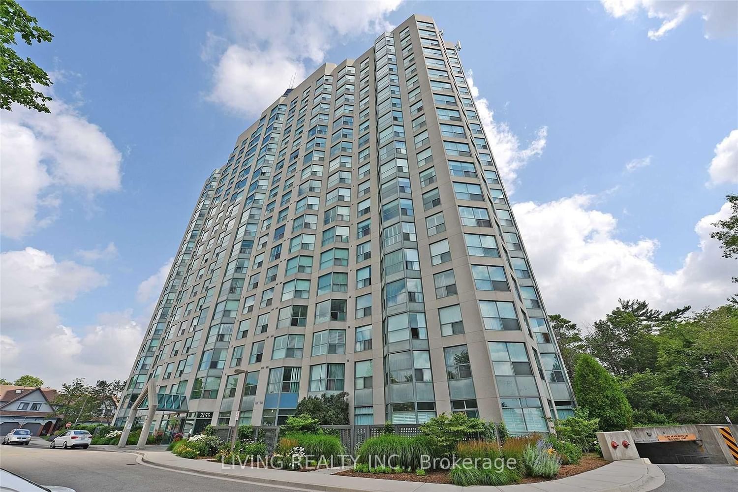 2155 Burnhamthorpe Rd W, unit PH11 for rent