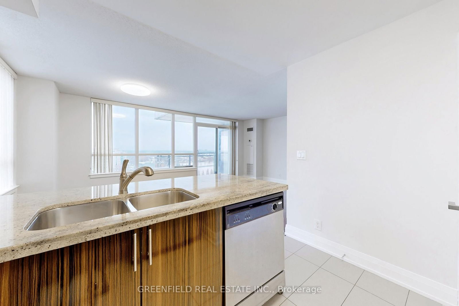 1060 Sheppard Ave W, unit 1005 for rent