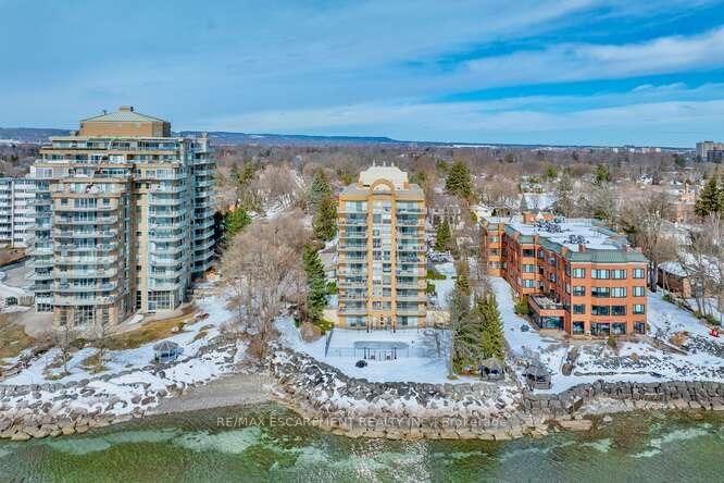 2210 Lakeshore Rd, unit 504 for sale