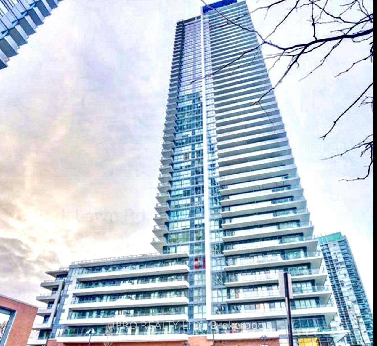 10 Park Lawn Rd, unit 1404 for rent