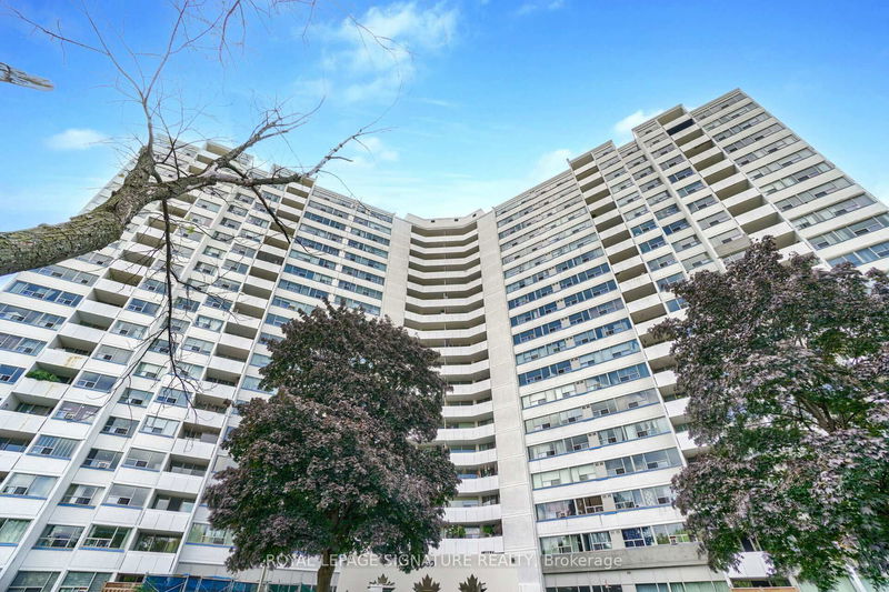 530 Lolita Gdns, unit 904 for sale