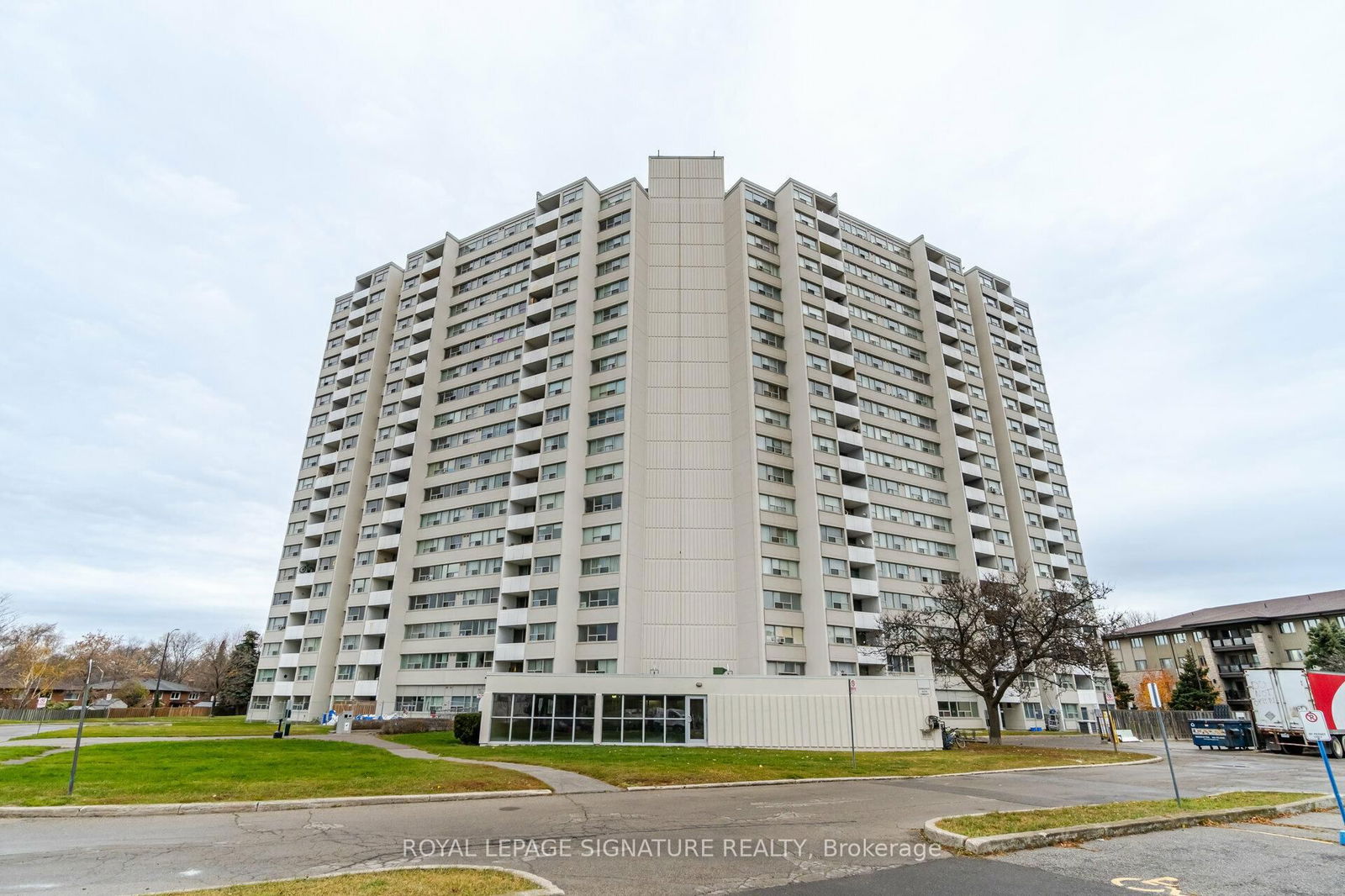 530 Lolita Condos, Mississauga, Toronto