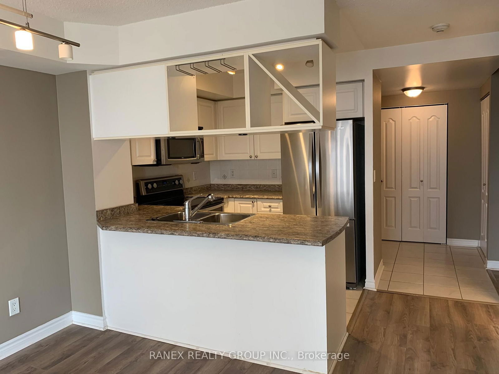 4090 Living Arts Dr, unit 1401 for rent