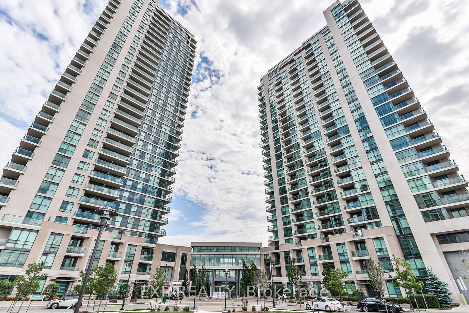 One Sherway I Condos, Etobicoke, Toronto