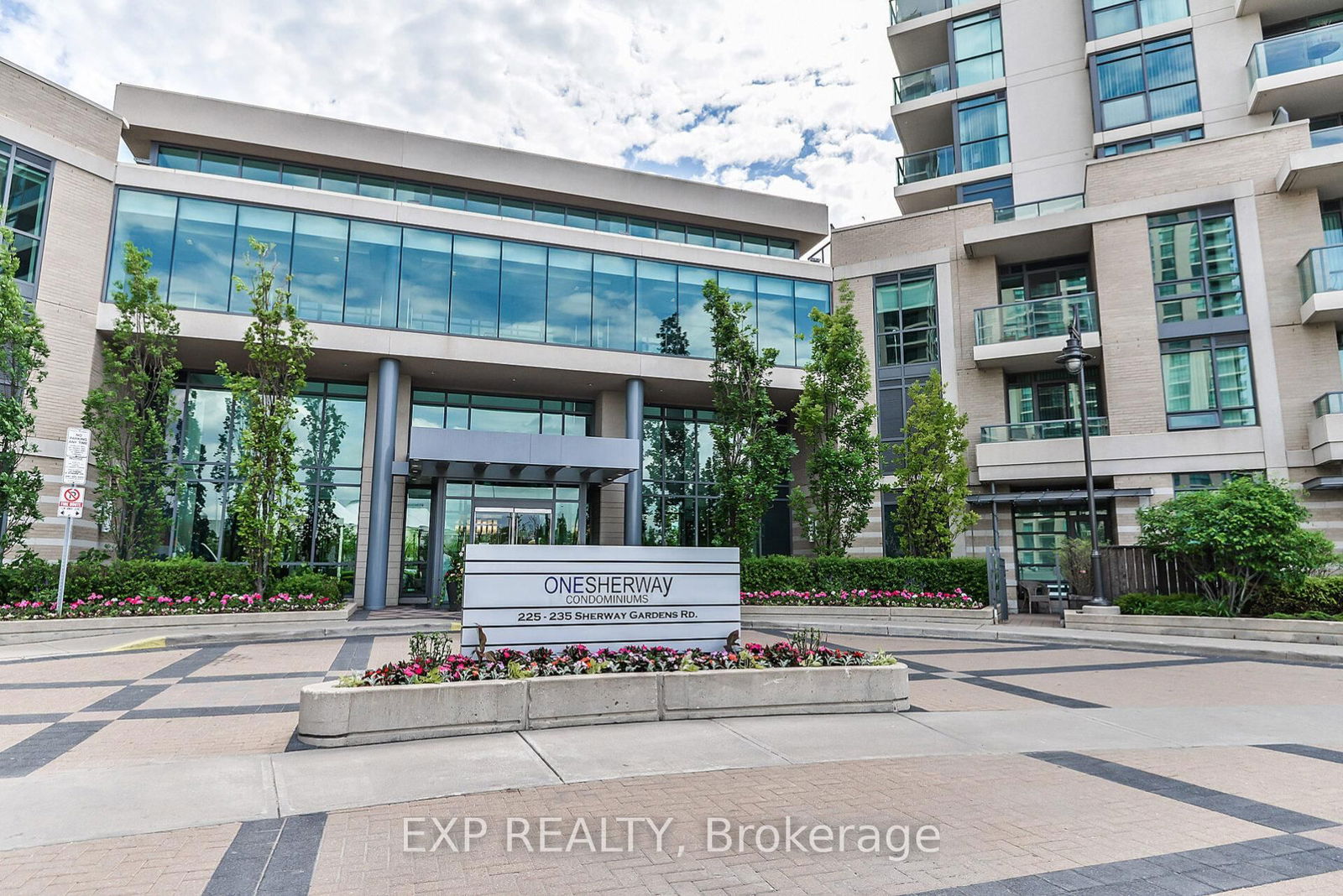 One Sherway I Condos, Etobicoke, Toronto