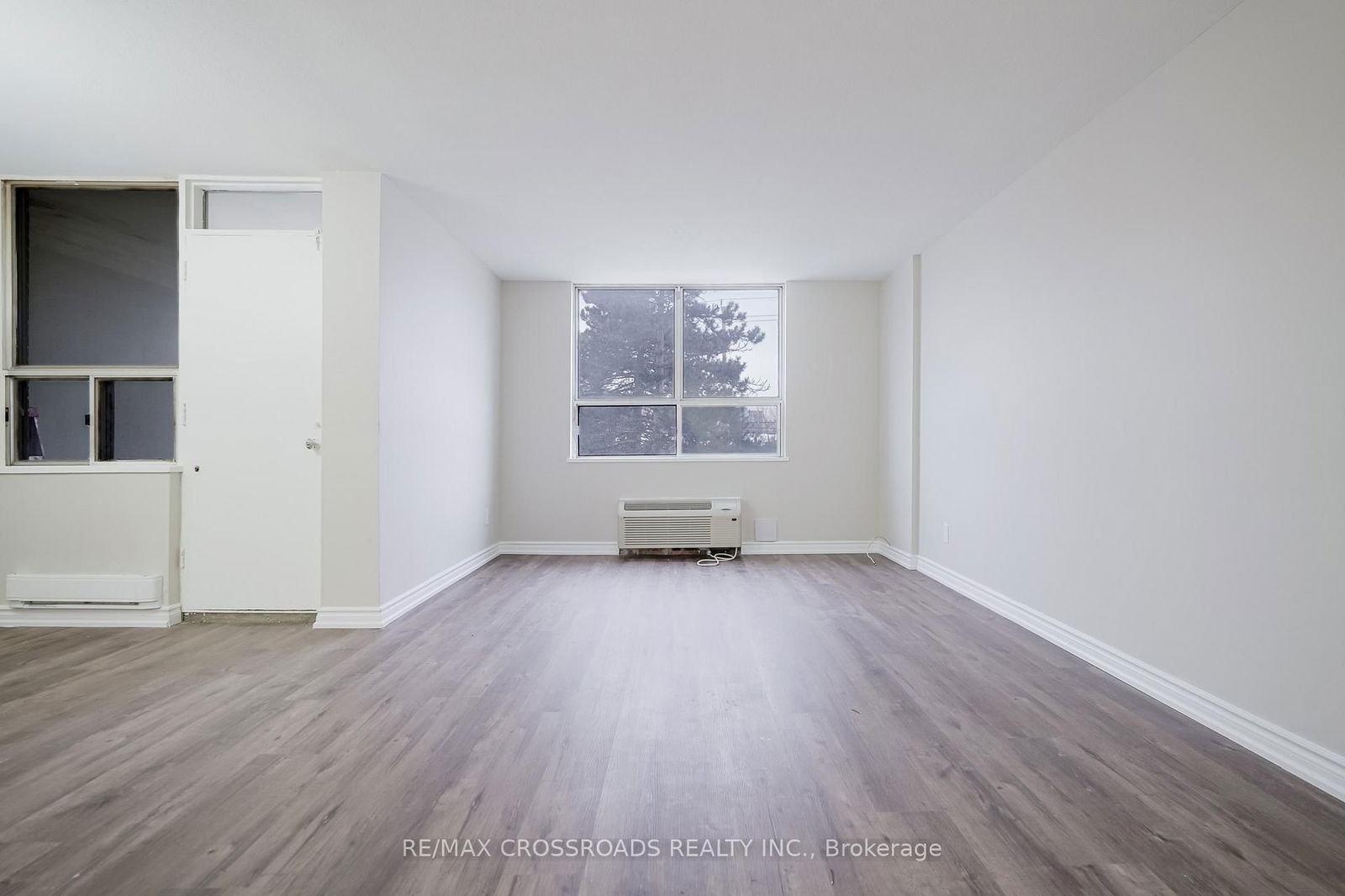 2825 Islington Ave, unit 205 for rent