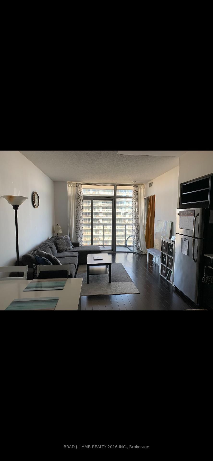 105 The Queensway, unit 2115 for rent