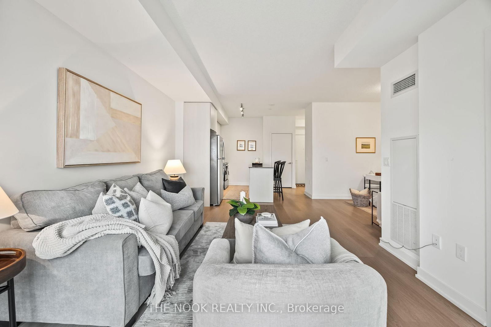 859 The Queensway, unit 417 for sale