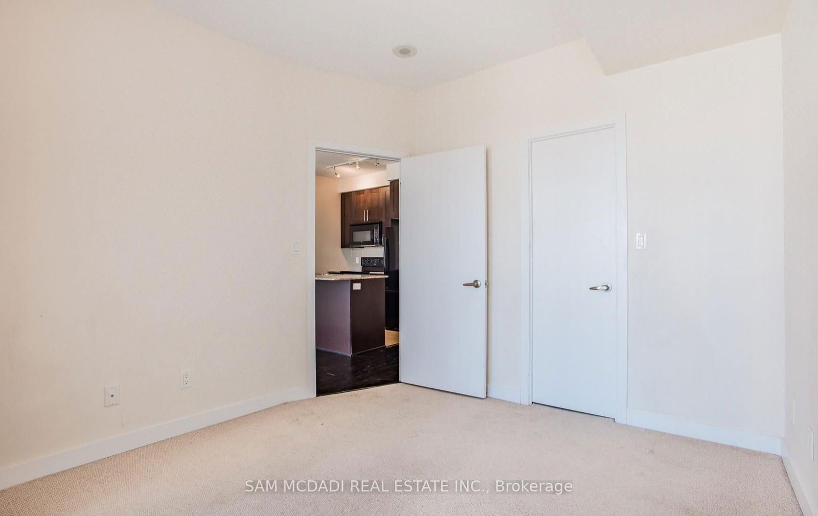 4070 Confederation Pkwy, unit 1508 for rent