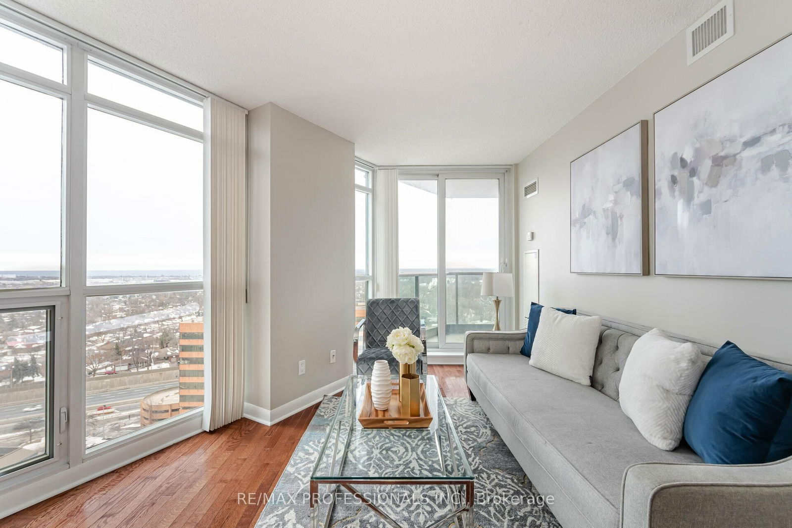 One Sherway II Condos, Etobicoke, Toronto