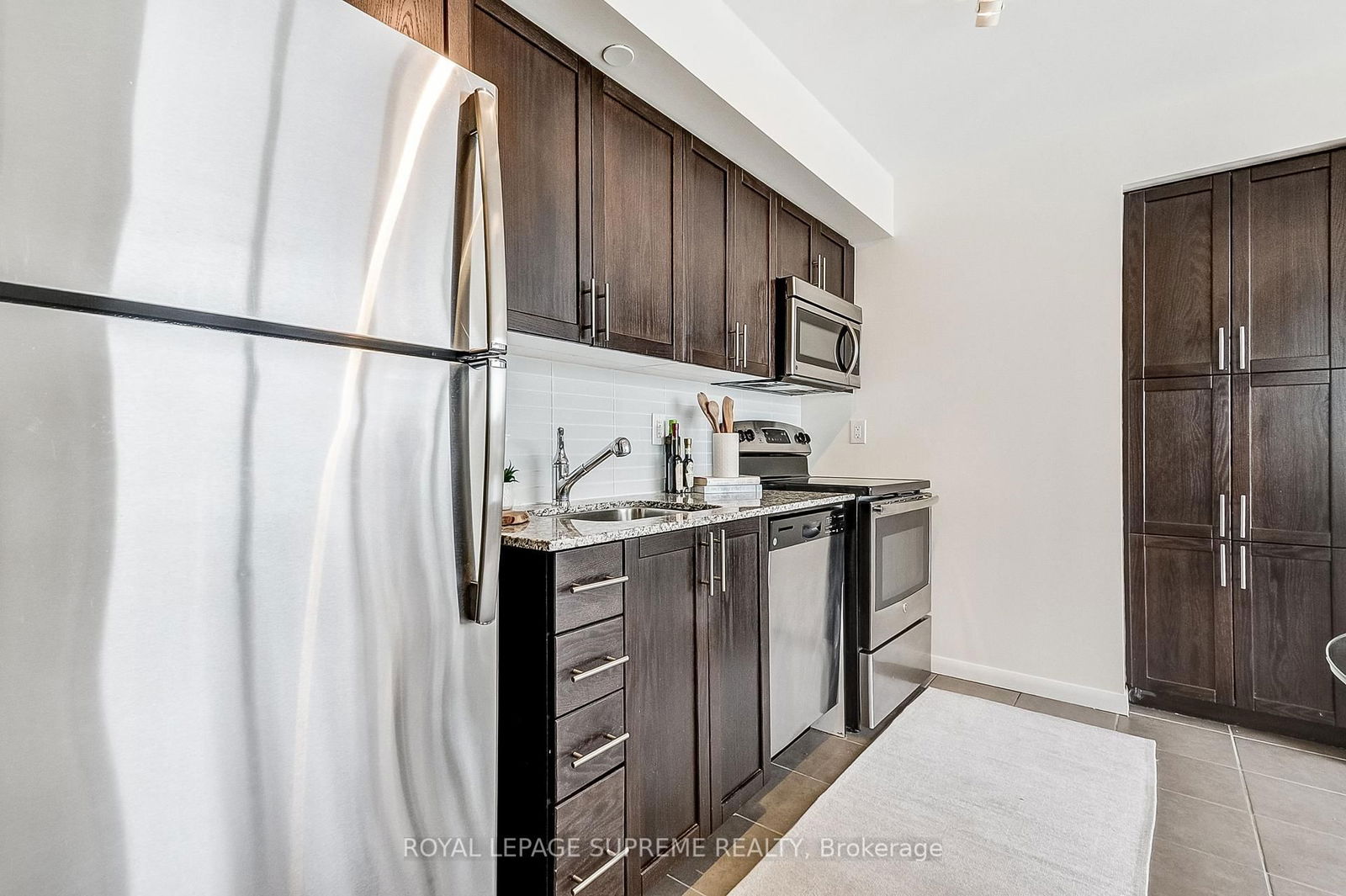 830 Lawrence Ave W, unit 1511 for sale