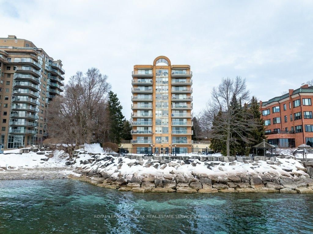 2210 Lakeshore Rd, unit 704 for sale