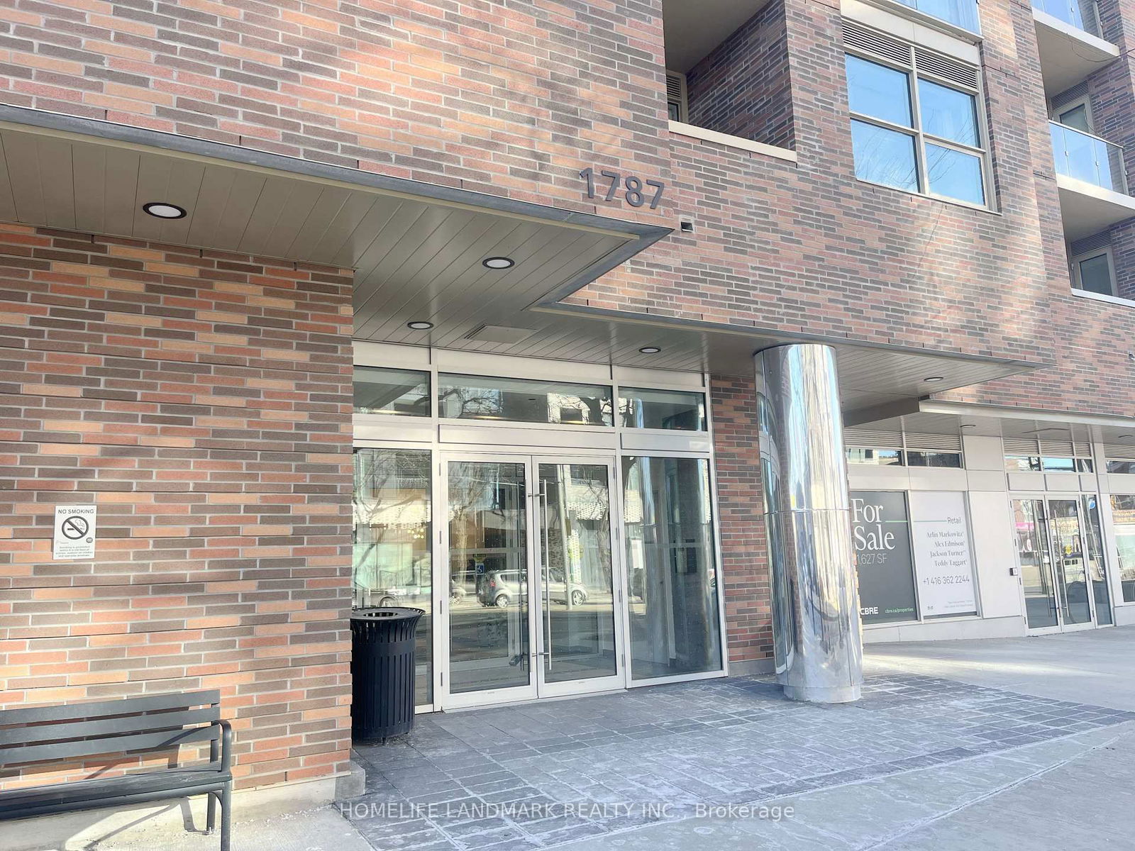 1787 St Clair Ave W, unit 814 for sale