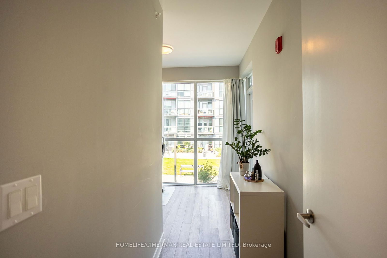 5260 Dundas St, unit C323 for sale