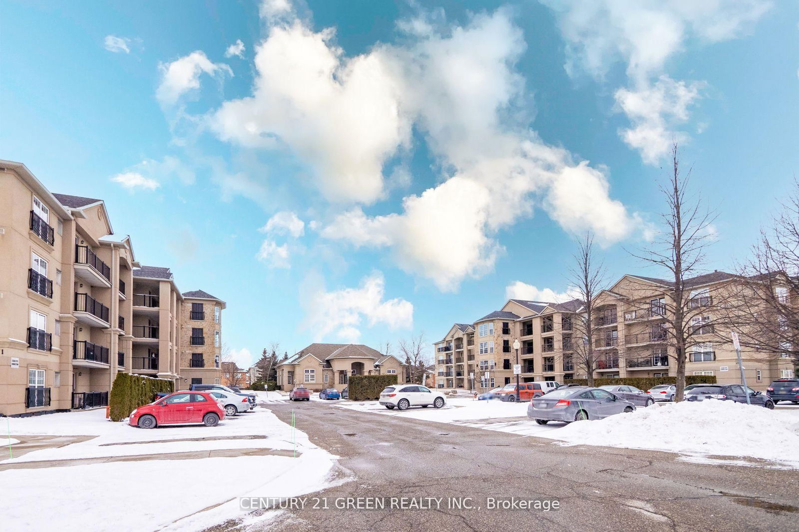 1479 Maple Ave, unit 206 for sale