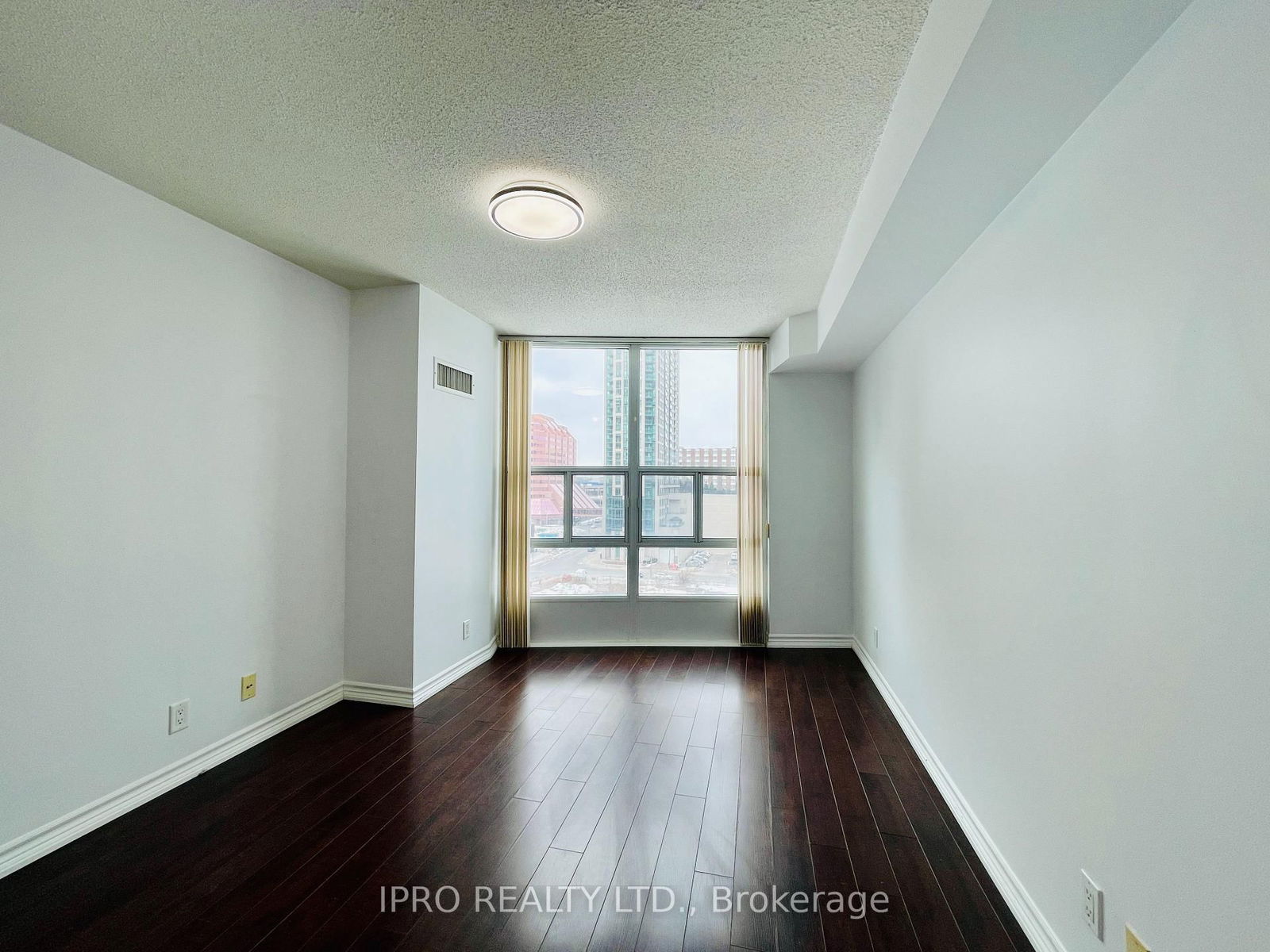 1 Elm Dr W, unit 908 for rent