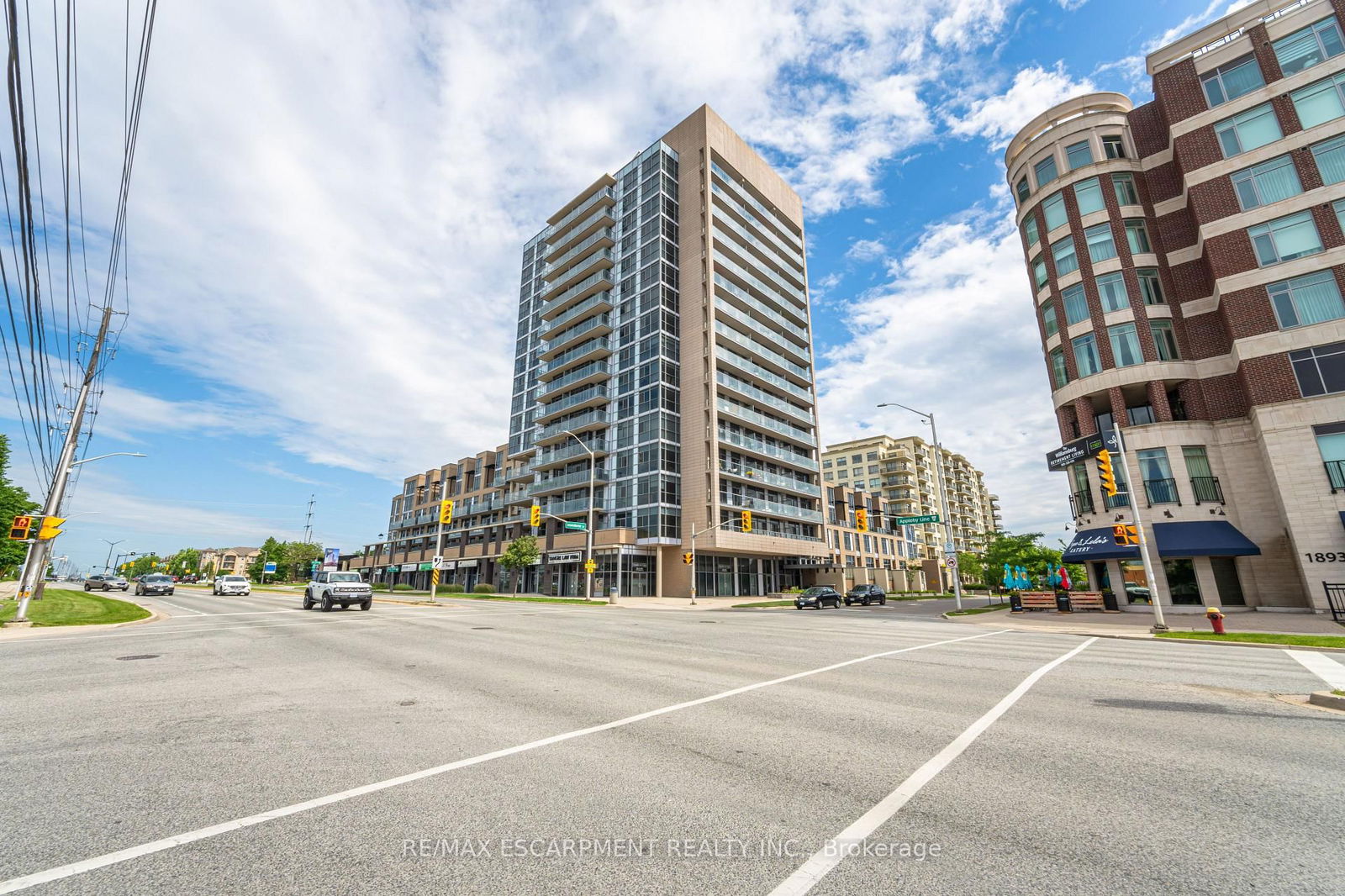 1940 Ironstone Dr, unit 406 for sale