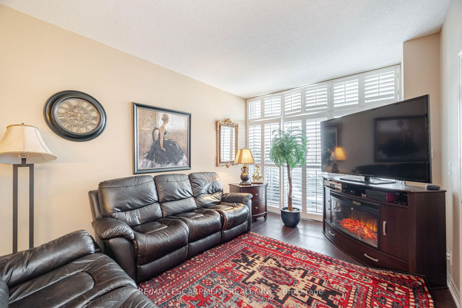 1940 Ironstone Dr, unit 406 for sale