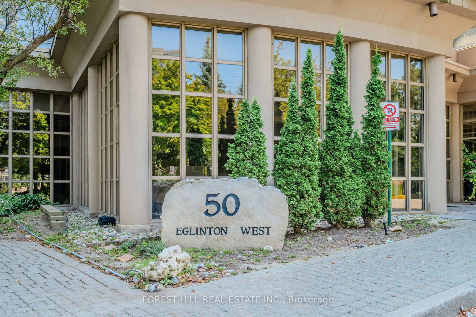 50 Eglinton Ave W, unit Ph2 for sale