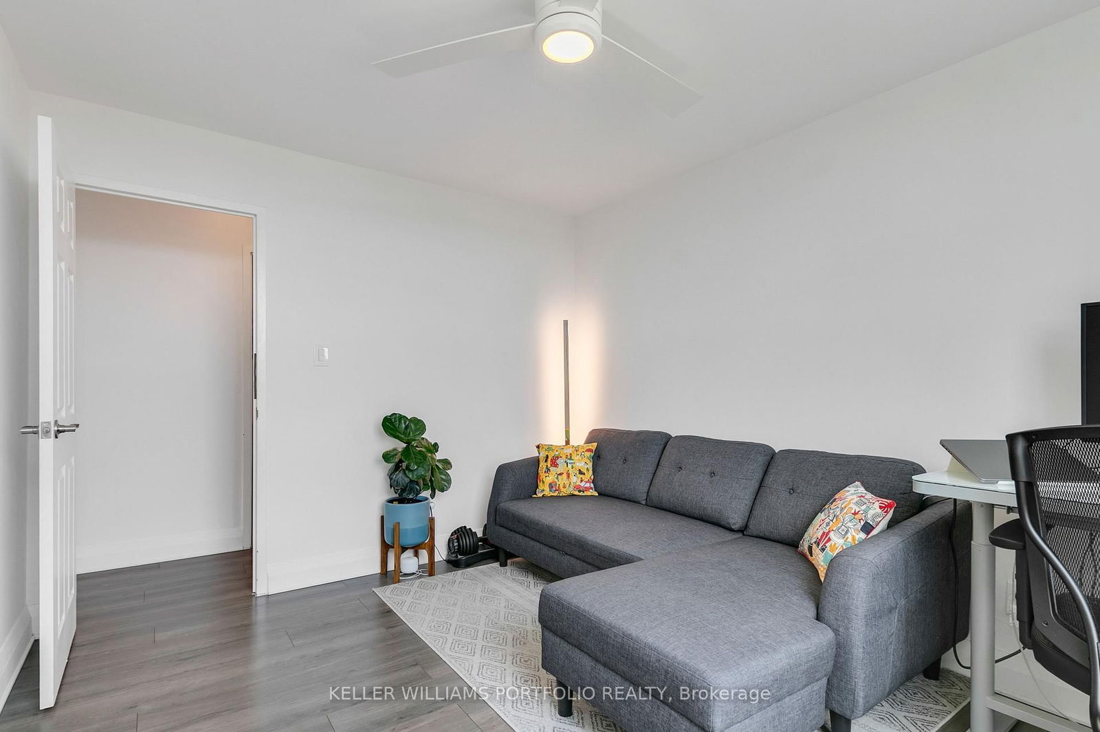 511 The West Mall, unit 1712 for sale